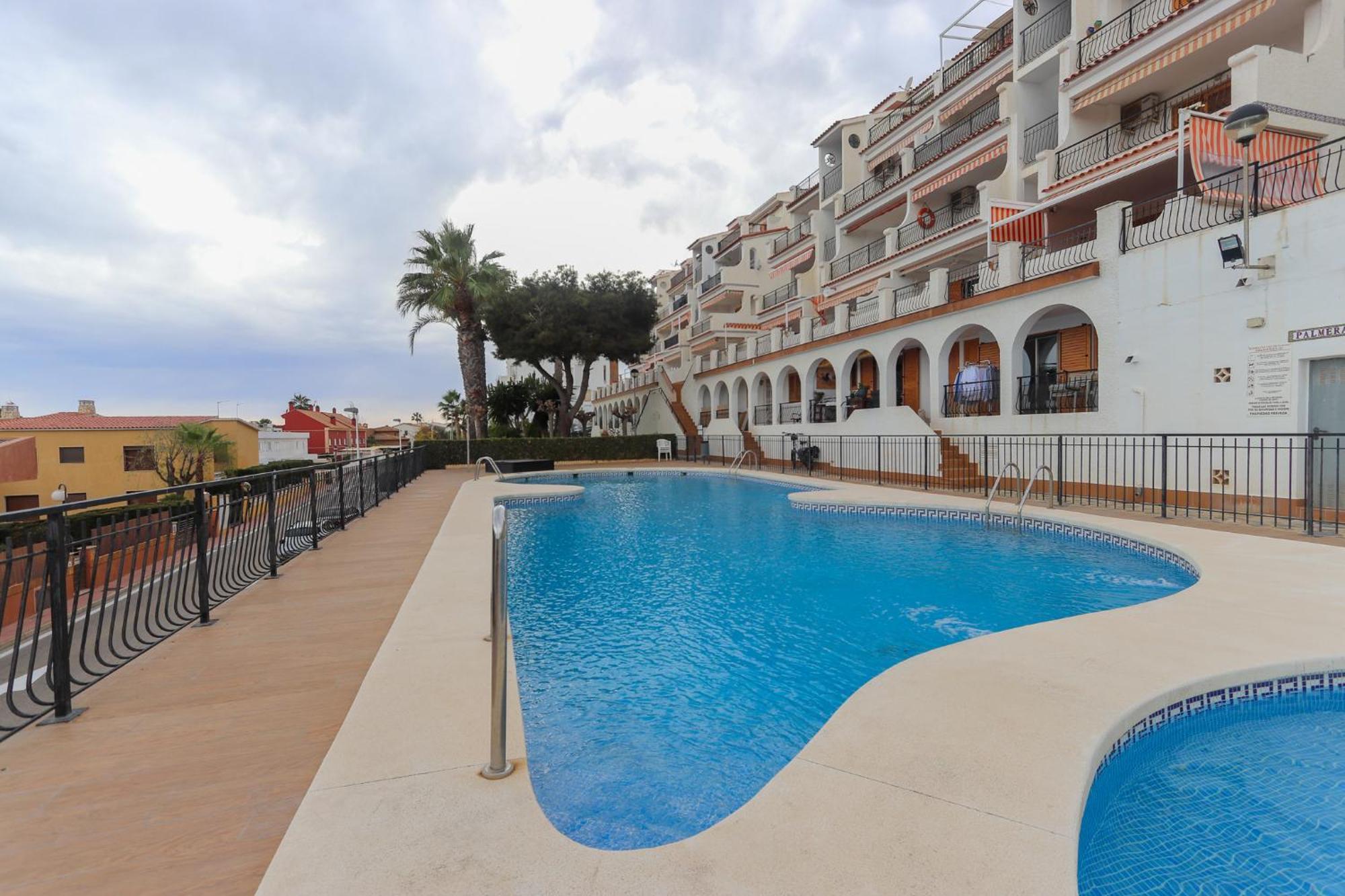 022 - Las Palmeras III - 001 - Comfortholidays Санта Пола Экстерьер фото